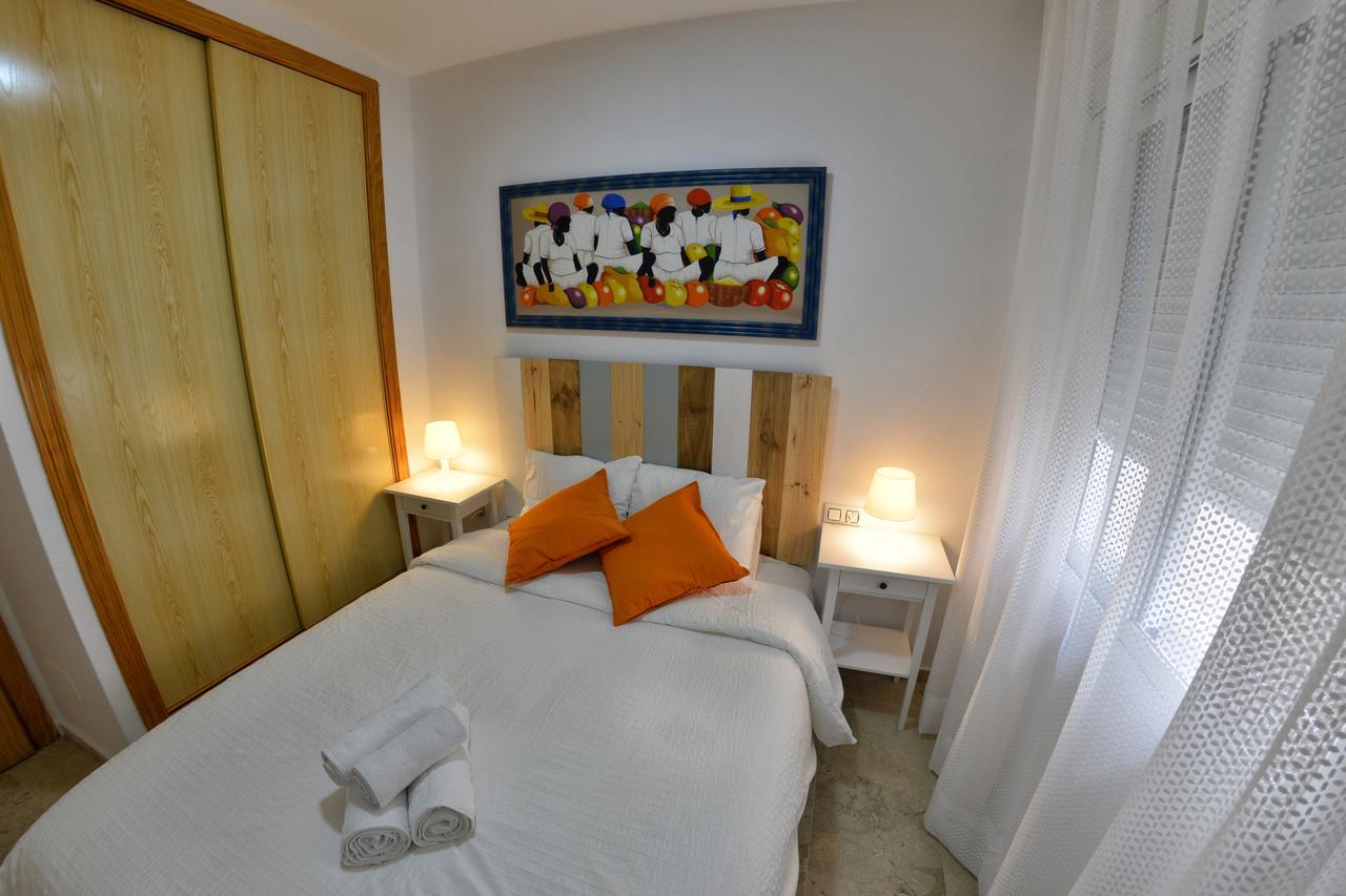Wonderstays Apartamentos Vela Malaga Exterior photo